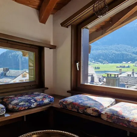 Chesa Bellaval, Haus La Vuolp 3-zimmerwohnung アパート *