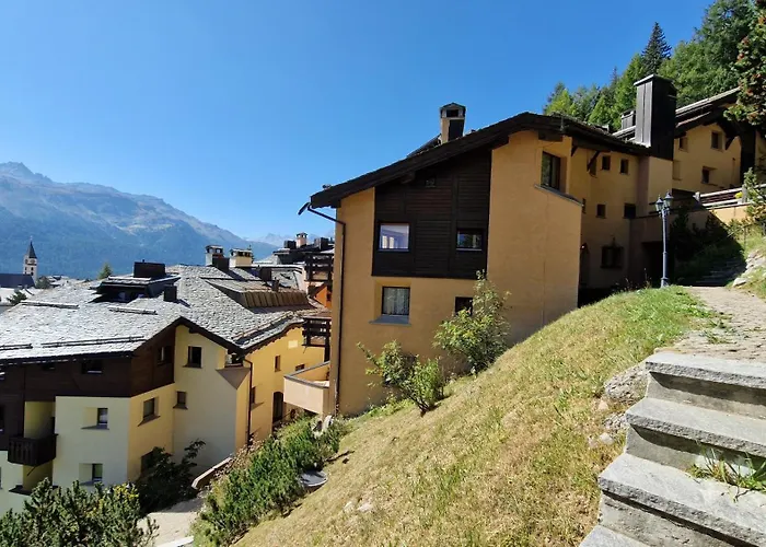 Chesa Bellaval, Haus La Vuolp 3-zimmerwohnung Appartement Silvaplana