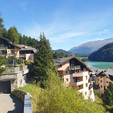 Chesa Bellaval, Haus La Vuolp 3-zimmerwohnung Lejlighed *