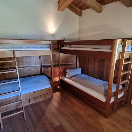 Chesa Bellaval, Haus La Vuolp 3-zimmerwohnung Apartment Silvaplana